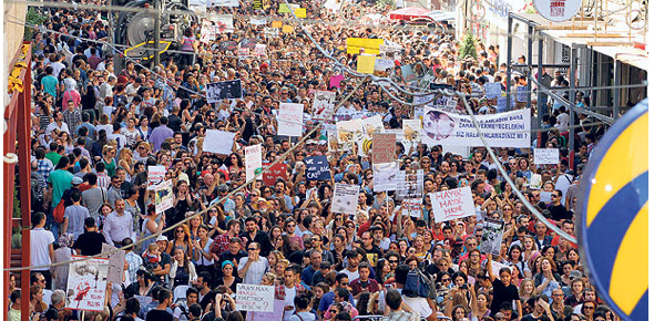 Thousands march against amendment to Animal Protection Law