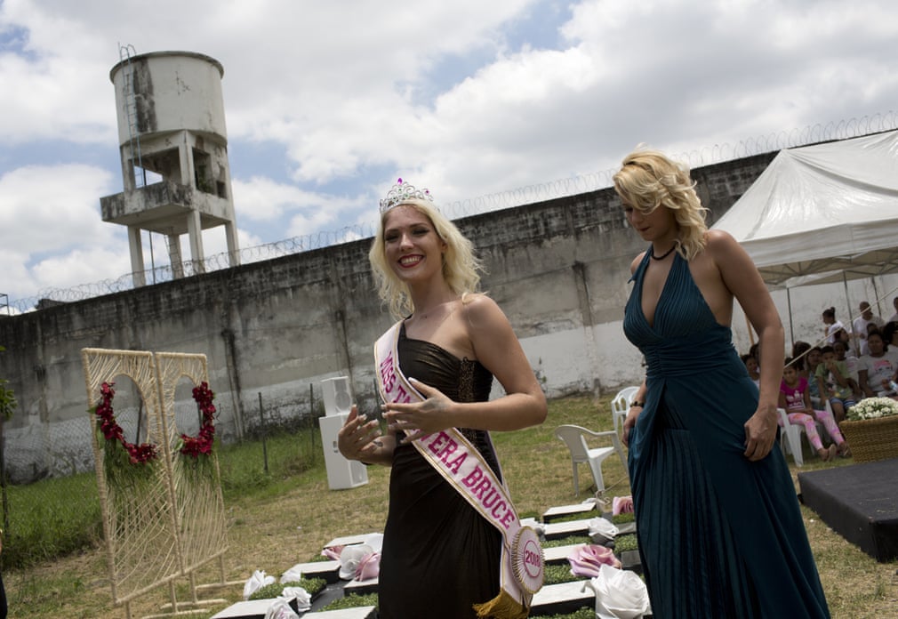 CONVICTED KILLER WINS BEAUTY PAGEANT IN WOMEN’S PRISON