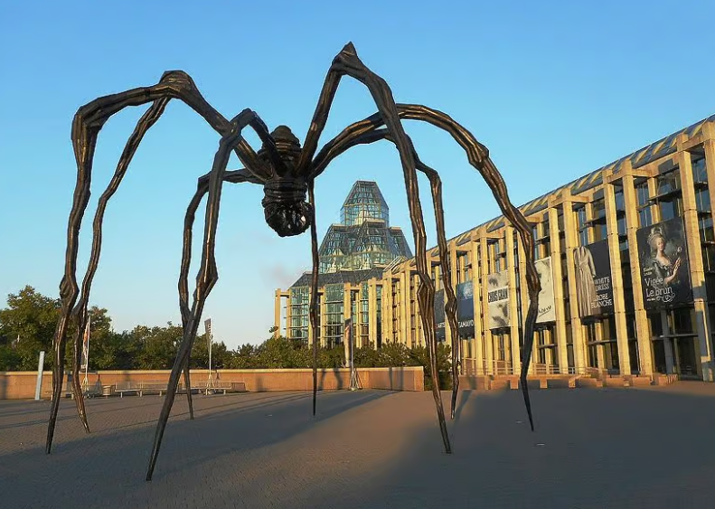 Maman Sculpture