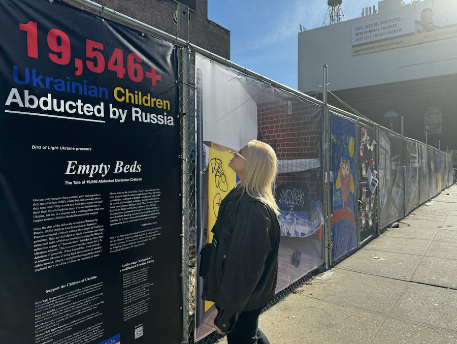With the Help of an Art Installation, Ukrainian Activists in NYC Canvass Voters for Support