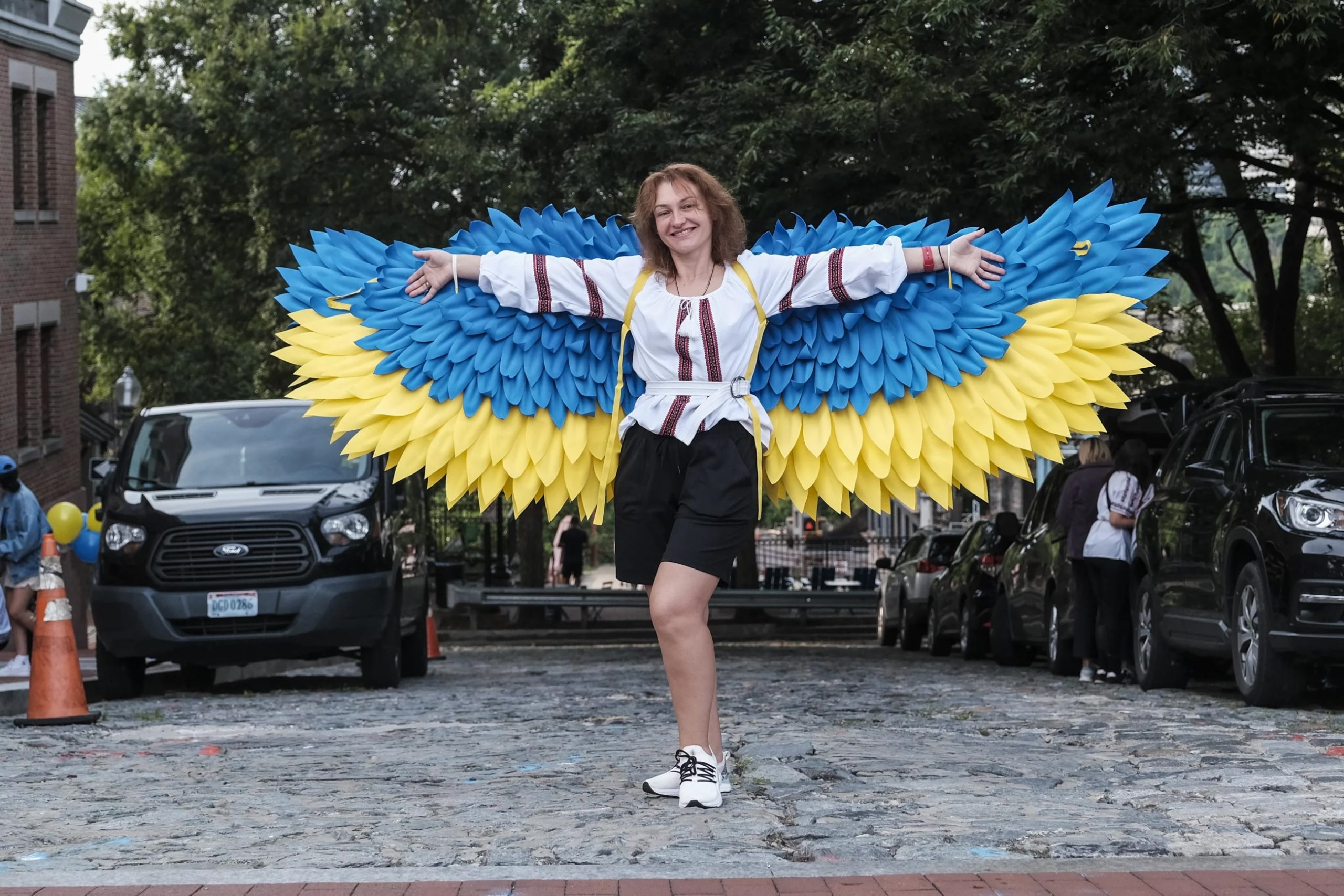 Photos: Ukrainians celebrate their Independence Day by running in vyshyvankas